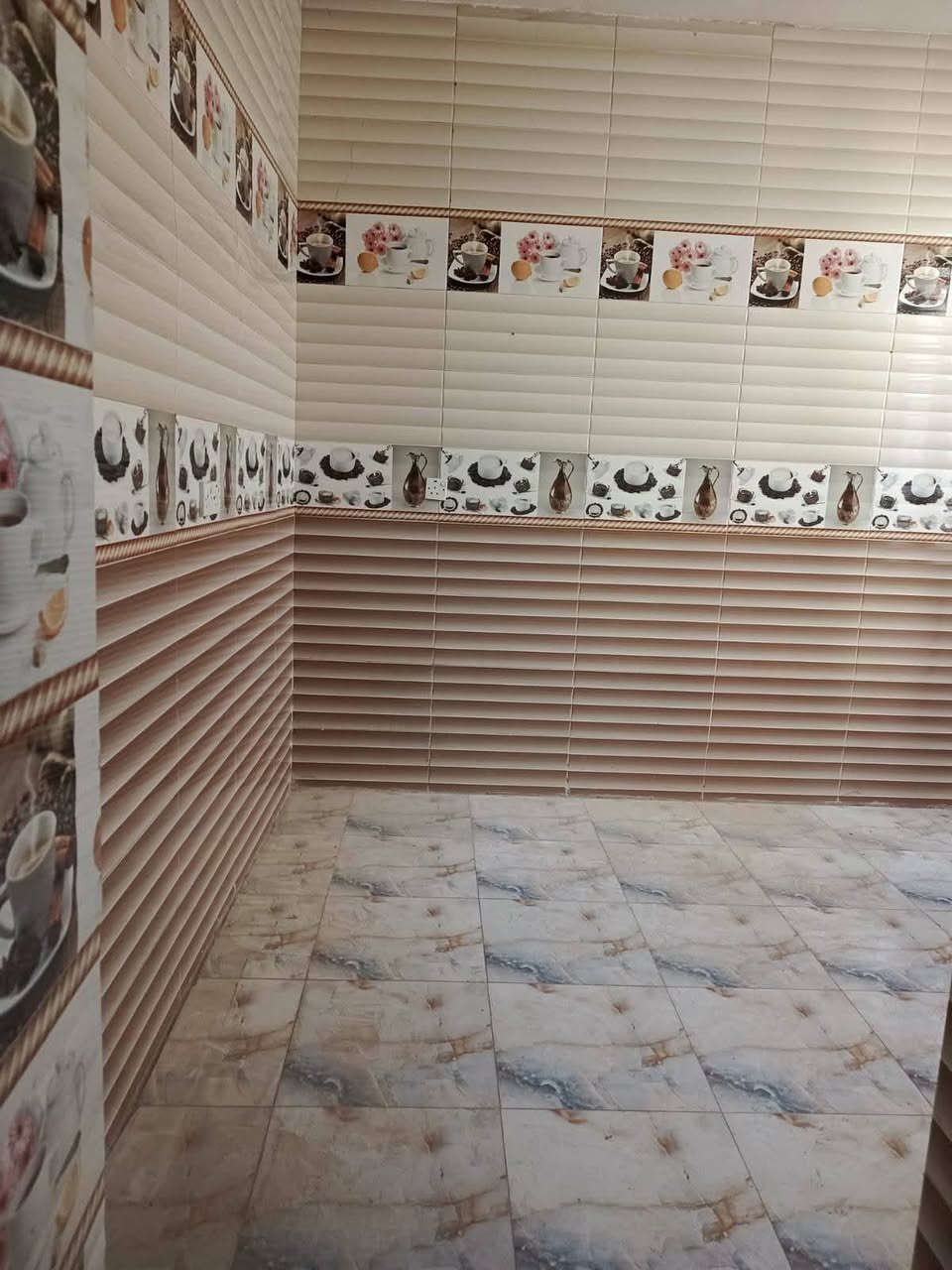 7_شقة للايجار 300سعر جديد مباشر على شارع قرب حلويات قصر الشام 
تحتوي على غرفة نوم وصالة وكليدور ومطبخ وصحيات ؤبلكونه ومنور... بناء حديث على الشارع مباشرة السعر عليه وتساب 
العنوان... شارع 80 من جهة النجف قرب حلويات قصر الشام


**إذا كنت صاحب هذا الإعلان وتريد حذفه لأي سبب، رجاءا أرسل رسالة إلى الدعم الفني**