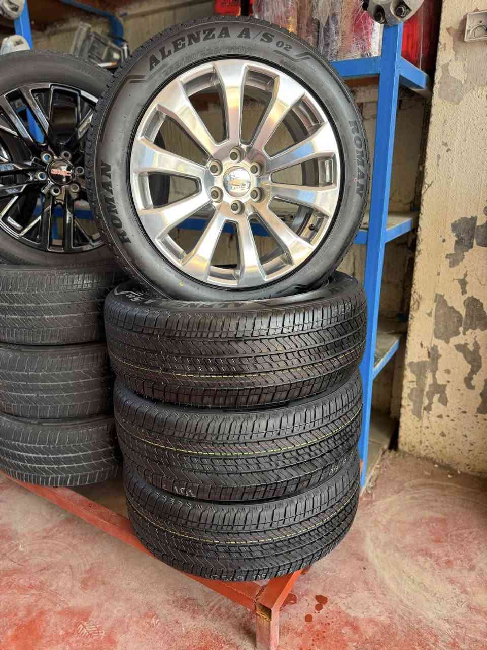 سلام عليكم شباب وجبه جديده ويل كب اصلي زيرو حجم 22 موجود في محل عقيل المرياني العنوان بغداد كسره وعطش (***********)
