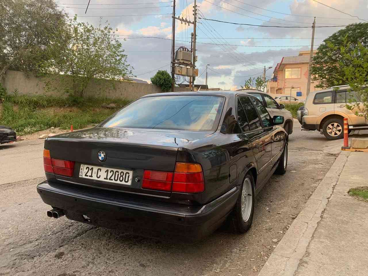 Bmw 1992 
530ده بل فانؤس  ناوقاوه ي سه نه وي تازه يه گيرو مه كينه ته قه وره قه به شه رت چوارتايه ي تازه گير ئؤتؤماتيك  ***********
سعري 78گه لأو مه عامه له السليمانية, العراق
