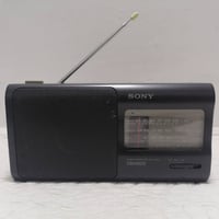 هذا الجهاز هو راديو محمول من شركة سوني (Sony)، وتحديداً الموديل ICF-78...