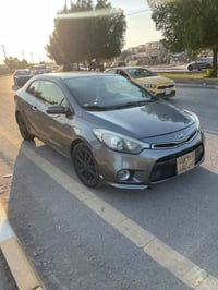 كيا فورتي كوبيه موديل 2015 سيار مال بيت حلوه وجاهزه وخير من اللّه محرك...