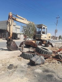 لبهير 902 • موديل ١٩٨٥ • جاهزة شغل