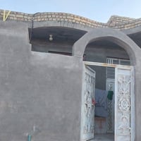 بناء جديد كله طابوك ورباطات والسكف كونكريت ارضية بورسلين وسيراميك المط...