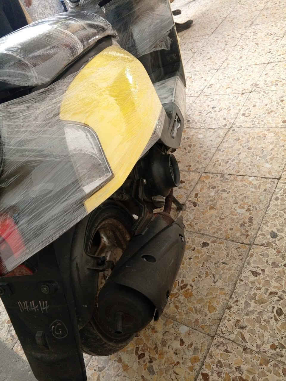 سلام عليكم درجه بوليس كبريته هستو طلعه من وكيل اورق سعر مليون مكان بصره ***********
