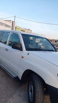 2004بۆفرۆشتن دوپارچە یۆیاخ 07741526394 07501892011