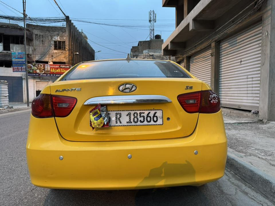 السلاموعليكم اخوتي الغزاز افانتي موديل 8السياره جديده حيل مكينه كير شرط فول فول ماعدا  الفتحه حساسات خلفي تبريت لمس كشنات هيتر  السياره داكيه علا صفحه ابيعك كالبه حته لادوخني ولاادوخك ا بجم. حوض. جديده  السياره ابسمي  (***********) ((***********))
