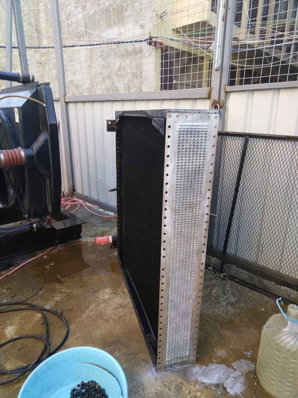 صيانه راديترات المولدات بنواعه تشيش الحيم تحوير تبديل كل هاذا مع ضمان العمل الموقعي ***********✅ *********** بي وتساب 📞
