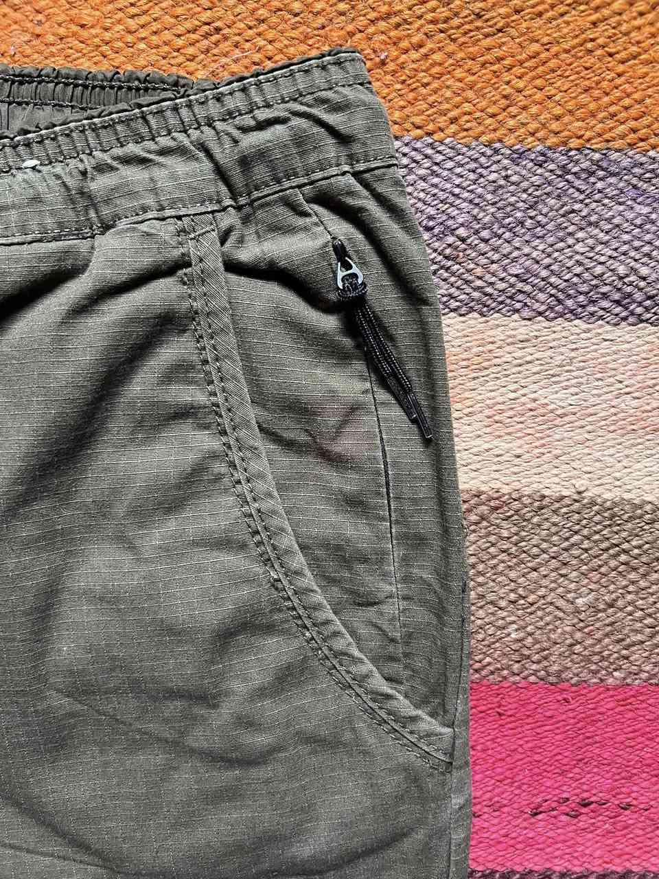 بول بير
تكتل كاركو حجل كتان 

سبشل اورجنال
قياس لارج كمر ٣٤
طول ٩٥-١٠٠

السعر والحجز مراسله الصفحه او واتساب


**إذا كنت صاحب هذا الإعلان وتريد حذفه لأي سبب، رجاءا أرسل رسالة إلى الدعم الفني**