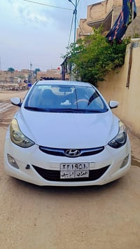 اللنترا • ٢٠١٢ • مكينة ١٦٠٠