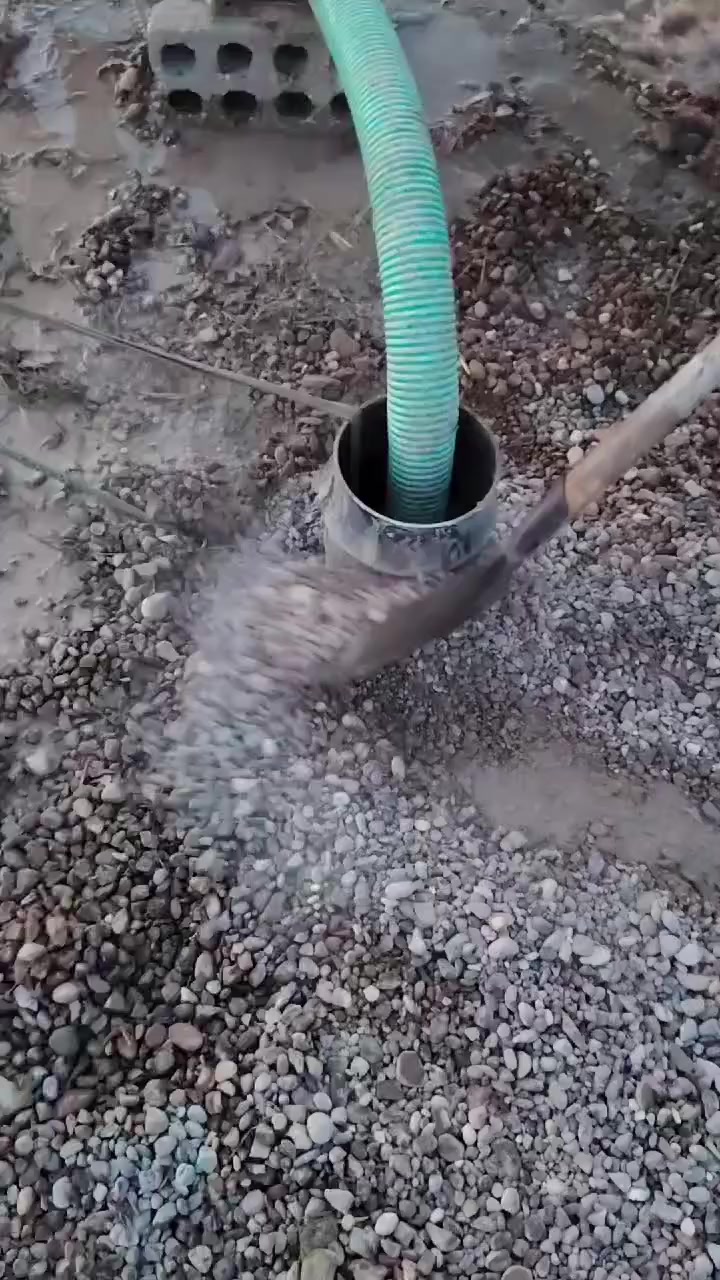 حفر الابار الارتوازيه. ***********
يعلن عن حفر الابار بكافة الاحجام
غسل وتنشيف الابار 
حفر الركائز
حفر النقاط 
حفر وفحص التربه
وعمل كافه المقاولات العامه
نعمل في كافه محافضات العراق
دقه في العمل وسرعه في الانجاز
