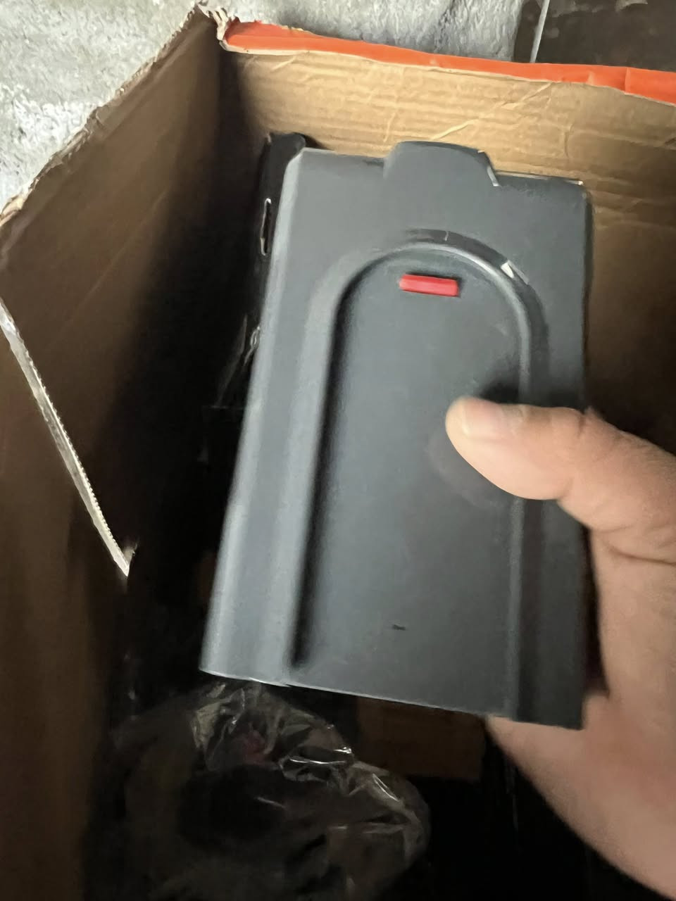 ٨ بطاريات شحن متوفرة الآن ⚡
من ٣ أنواع مختلفة وجميعها مضمونة العمل وبحالة جيدة.

🔋 فولتية البطارية: 29.6v
📦 الكمية محدودة

للاستفسار أو الحجز أرسل رسالة خاصة


**إذا كنت صاحب هذا الإعلان وتريد حذفه لأي سبب، رجاءا أرسل رسالة إلى الدعم الفني**