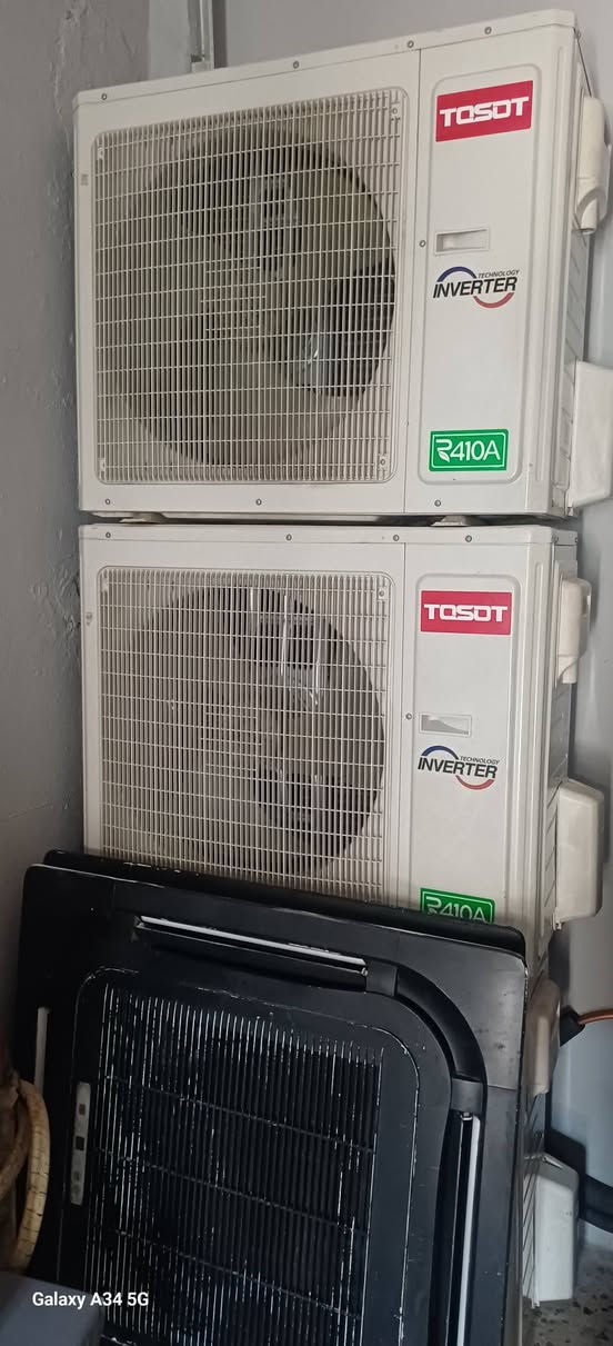 سبالت توسوت ٣طن انفيرتر كلش نضيفات عدد ٣ سعر الواحد ٥٥٠ الف تلفون ***********
