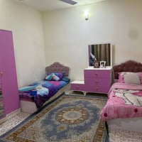 غرفة نوم • كاملة • أقل من سنة