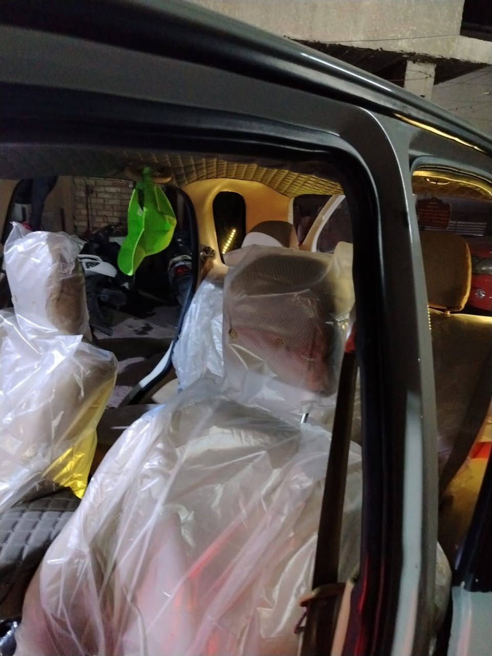 سلام عليكم سياره زوتي ياباني محرك وكير مسيوبوشي بلادي كير عادي محرك شغال بس بي صوت مديل 2008 رقم بغداد تحويل ثاني يوم سعر 35 وبيها مجال لشراي رقمي *********** مكاني بغداد البياع حي الرساله الثانيه
