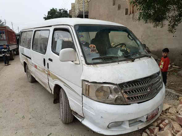 السلام عليكم فتون 2009المكان بغداد نهاية حي اور رقم نجف احمر ابيع كوم حديد كير بي مشكله سيارة حلوه بيه خط طلاب شغاله بس البك يخربط السعر 20  بيه مجال للاستفسار ***********
