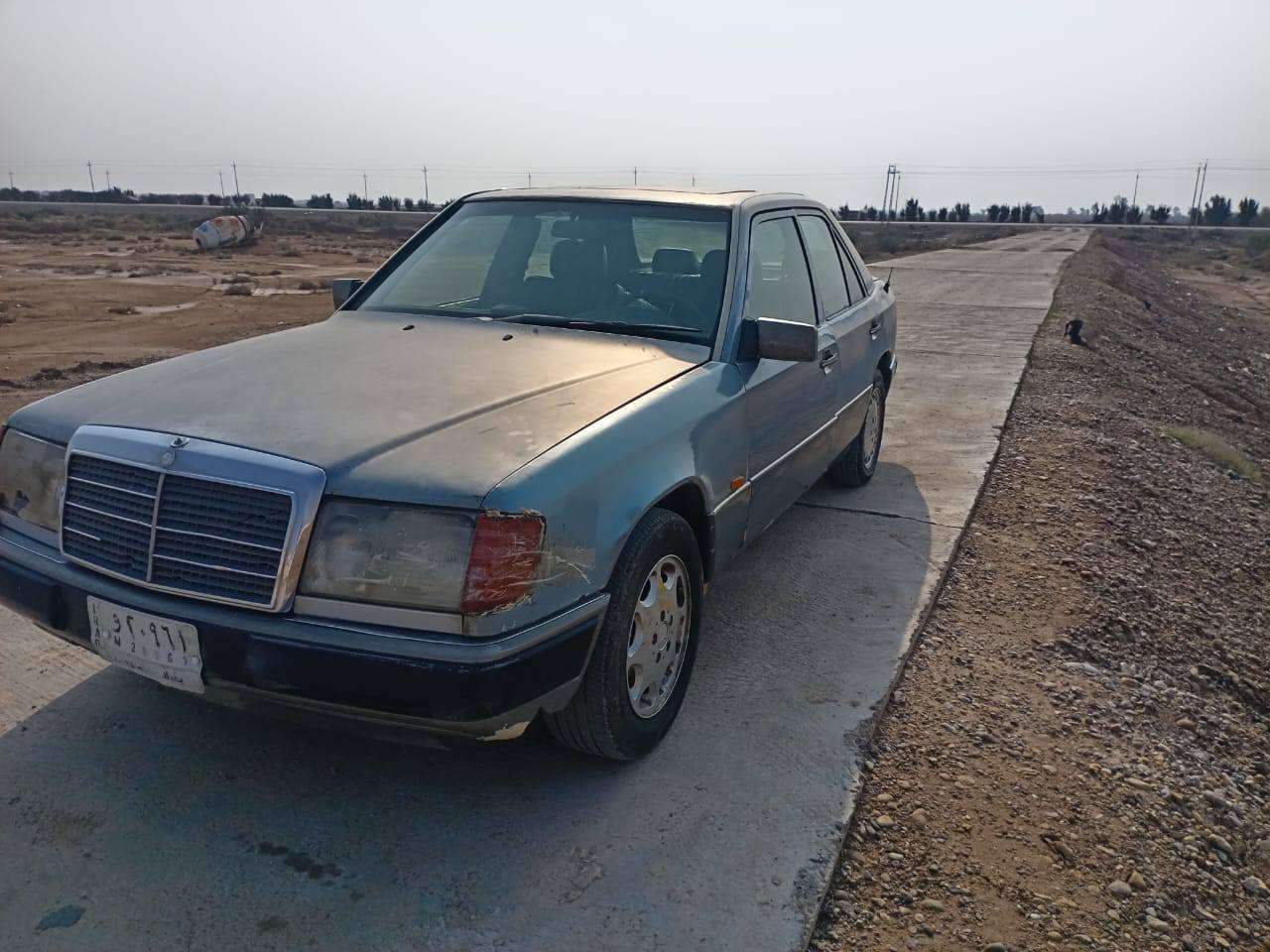 سلام عليكم مارسدس موديل 91 رقم بغداد محرك 2500بيه مكينه وكير بل كارتون سعر 38ورقه مكان سياره واسط شيخ سعد تصال على رقم مكلف بنشر خوان ***********
