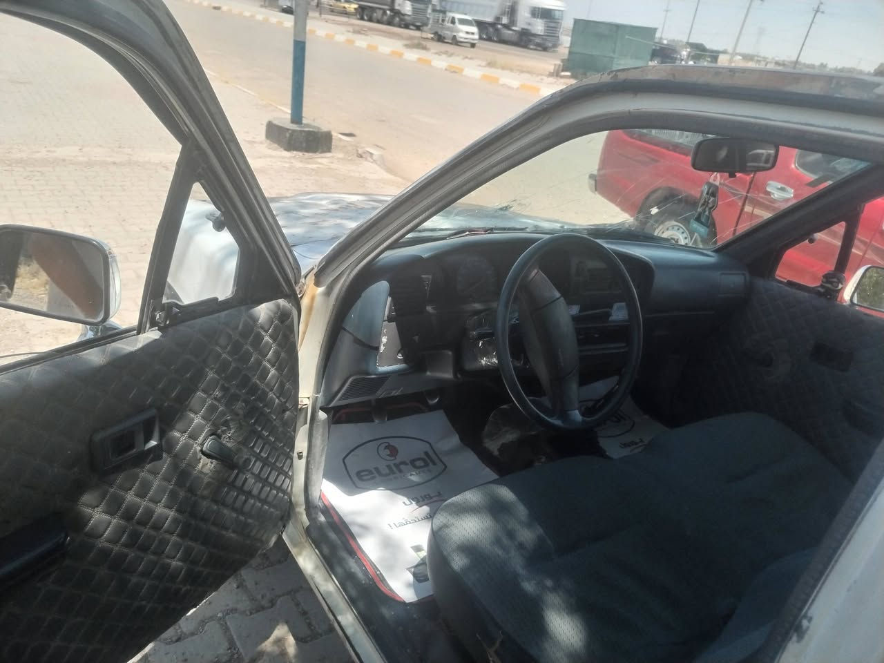 بيكم 90 للبيع كفالة عامة من الحادث والضربة بيها جراد فقط رقم صلاح الدين أنكليزي لل٢٩ وشرط الوكالة والتحويل كير محرك أكسل شاصي كفالة عامة رايدها ب٤٠ وبيها مجال... للاستفسار التوصل ع الخاص والاتصال  ع *********** بي واتساب
