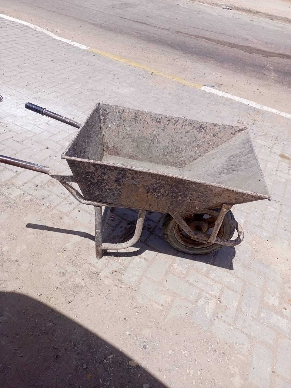 عندي عربانه تسكام للبيع مستعمله بناء بيت واحد حديد ثقيل
سعرها 50 سعرها بالسوگ 75 اي خلل مابيها


**إذا كنت صاحب هذا الإعلان وتريد حذفه لأي سبب، رجاءا أرسل رسالة إلى الدعم الفني**