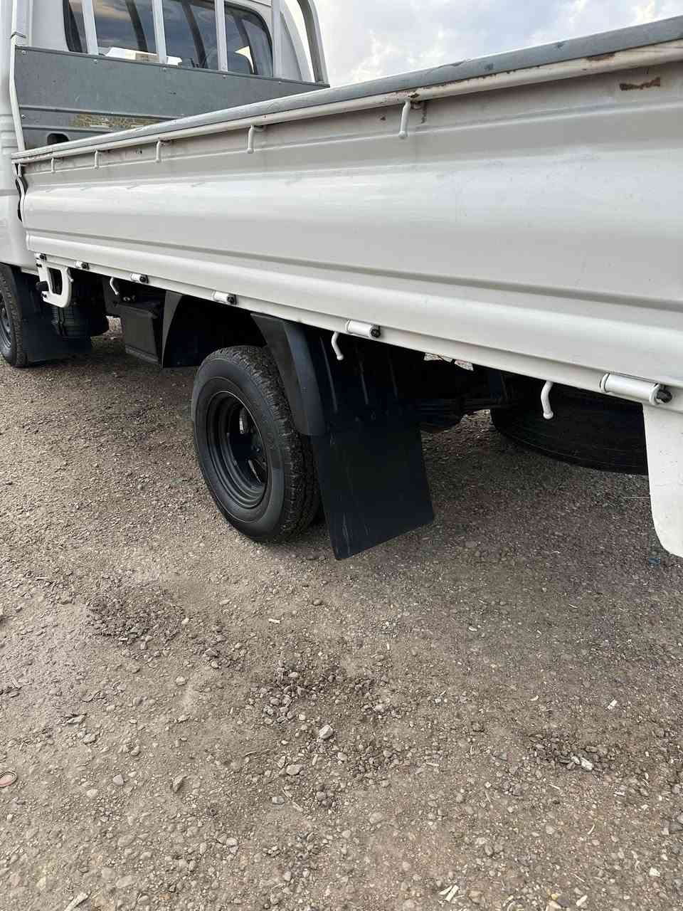 سلام عليكم مديل 2011 ارقام إنكليزي سنويه ال 30 

مكفوله من ضربه وكص مكينه جديد شاصي مكفوله 

صدر جديد تخم تايره دوشمه حلوه كهربيات شغاله 

السعر 100 العنوان بغداد كماليه رقم ***********
