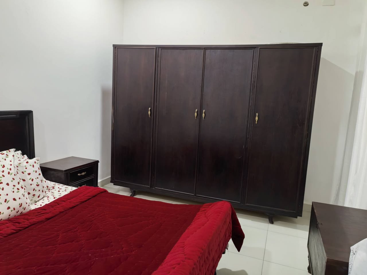 غرفة تفصال عراقي للبيع مكانها الشعب سعر وتفاصيل خاص


**إذا كنت صاحب هذا الإعلان وتريد حذفه لأي سبب، رجاءا أرسل رسالة إلى الدعم الفني**