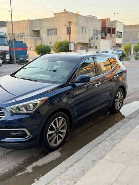 سنتافيا  امريكي موديل 2017 مكينه 2400 
مراوس فقط حسب القناعه  بيع اعتذر 
سنويه بسمي ماشيه 111
العنوان بغداد الجديده ***********
وات ساب  موجود او خاص 
سونر مرفق بلصوربدون دواخل  جاهزه من كلشي
