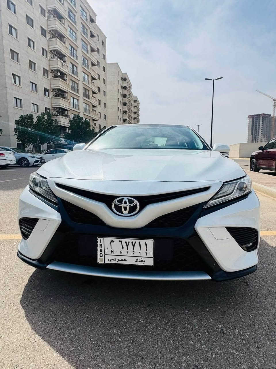 السلام عليكم كامري موديل 2019 فئه ال Sخليجي وكاله رقم بغداد باسمي شبه مميز 

المواصفات :
ماشيه 126 الف حقيقي 
السياره محرك 6 سلندر  
سياره فتحه 
برده خلفيه 
كشنات جلد احمر بلادي 
الكراسي كهرباء 
اوتو هولد 
٣ وضعيات قياده 
مري شفط 
شاشه كبيره بلاديه 
لد امامي 
اشاره بل مري 
حساسات اماميه وخلفيه 
كامري بلاديه  
_________________________________________
السياره مكفوله وسونرهة مرفق مع الصور عده تكحيل بل بنيد اصبع الباقي مكفول 

مكان السياره بغداد حي العدل 
***********
