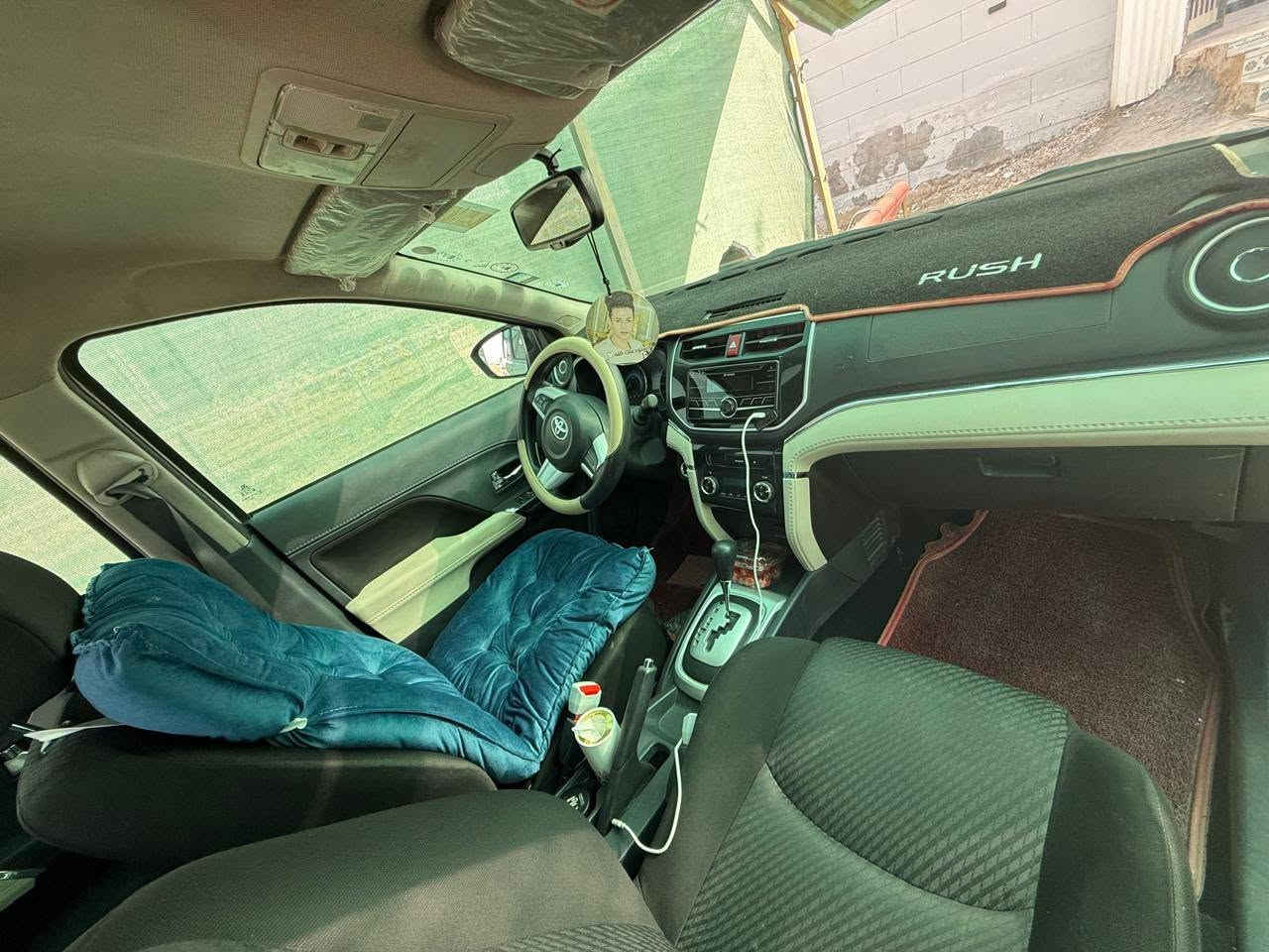 تويوتا راش موديل2020 للبيع جديدة جدا السياره ع وضع الشركة ماشيه ١٠٠ الف كلشي ممفتوح بيها كفاله عامه عدا طخة بسيطة بالبنيد ديوانية, القادسية


**إذا كنت صاحب هذا الإعلان وتريد حذفه لأي سبب، رجاءا أرسل رسالة إلى الدعم الفني**