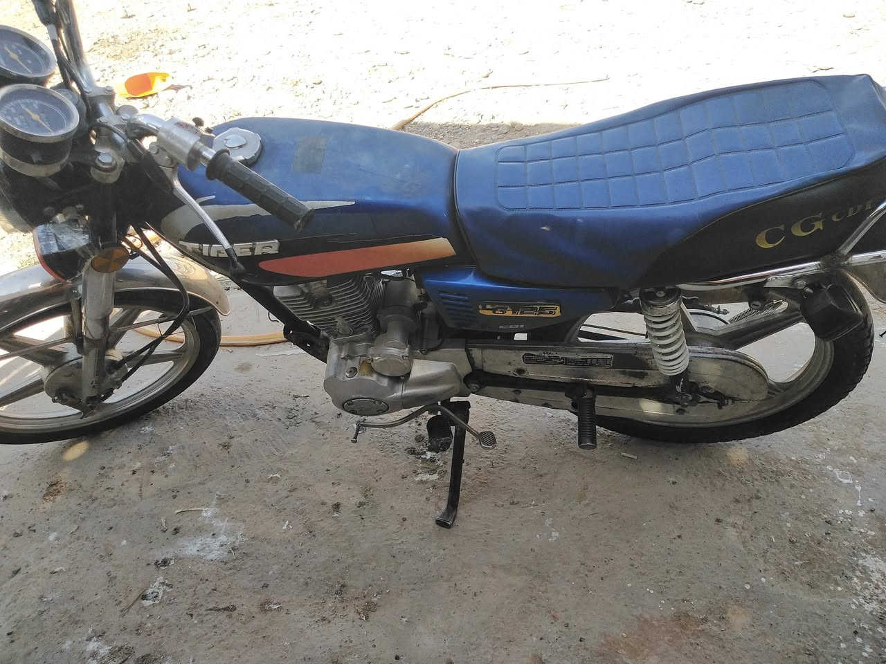 السلام عليكم ماطور بارت عيتاني 55555  /2019 خمسه كير نضيف ما مفتوح مراوس ب ماطور شحن ار 9  او تايكر نضيف  رقمي ***********
