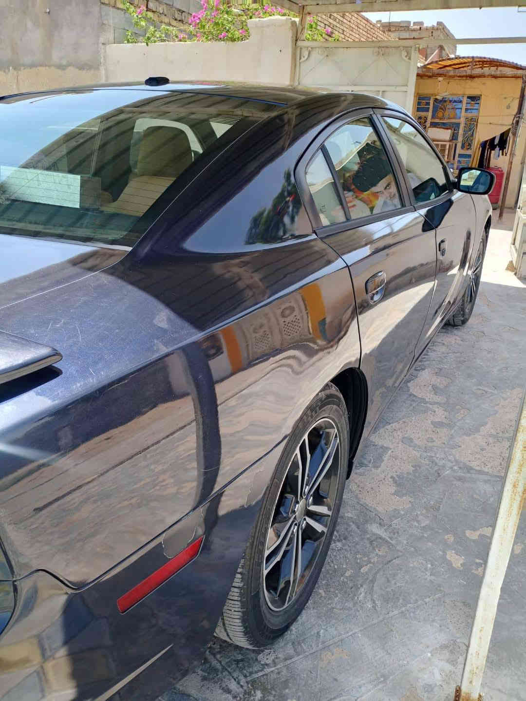 سلام عليكم جارجر موديل 2012 رقم  بغداد مشروع وطني بأسمي تحويل مباشر   ثاني يوم سياره مكفوله كفاله  عامه السياره مصبوغه حزام جماليه فقط السياره ما بيها اي نقص جاهزه من كلشي 

كير ومحرك واكسن 

 تخم تايرات
 
 كشنات جلد كهربائيه
 
وتدفئه وتبريد

 فول مواصفات النوع ( RT )

محرك 6 سلندر 

بصمة وتشغيل عن بعد

فتحه سقف 

شاشه جبيره

كير طياره 

غرفه جديدة

سياره جاهزه ما بيها اي نقص 

وتجي وشوف شوفت عينك

للعلم السياره مال بيت ما مشتغله خط ابداً

السياره نضيفه وحلوة

السعر ....142 وبيها مجال الطيبين وبلخدمة...   

الاستفسار ...***********

مكاني عمارة
