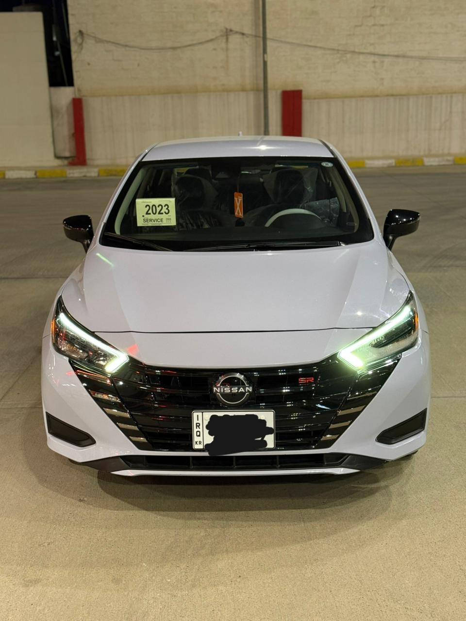 السلام وعليكم نيسان فيرسا 2023 SR للبيع 
فول مواصفات معروفه :
 • وارد: أمريكي
 • اللون: سموك
 • ماشية: 13 الف مايل فقط
 • بدون صبغ بدون ايرباك بدون دواخل

📋 المواصفات:

 • شاشة كبيرة مع Apple CarPlay / Android Auto
 • شاحن لاسلكي
 • رادارات أمامية + خلفية + جوانب
 • حساسات أمامية وخلفية
 • كاميرا خلفية عالية الدقة 
 • مقاعد مخمل مع لمسات رياضية SR
 • ستيرن مع تحكم كامل (أوامر صوتية + ميديا + كروز كونترول)
 • كروز كونترول ذكي (Adaptive Cruise Control)
 • دخول ذكي + تشغيل بصمة
 • LED لايتات أمامية
 • نظام تنبيه مغادرة المسار + تحذير اصطدام أمامي
كشنات اماميه تدفئه
سياره بيها فقد تعديل بارد بين جامغ سايق وبونيد فقط اربعه أصابع سياره مرقم جديد سنويه هزه جديده
مكان سياره كركوك للاتصال *********** كركوك, العراق
