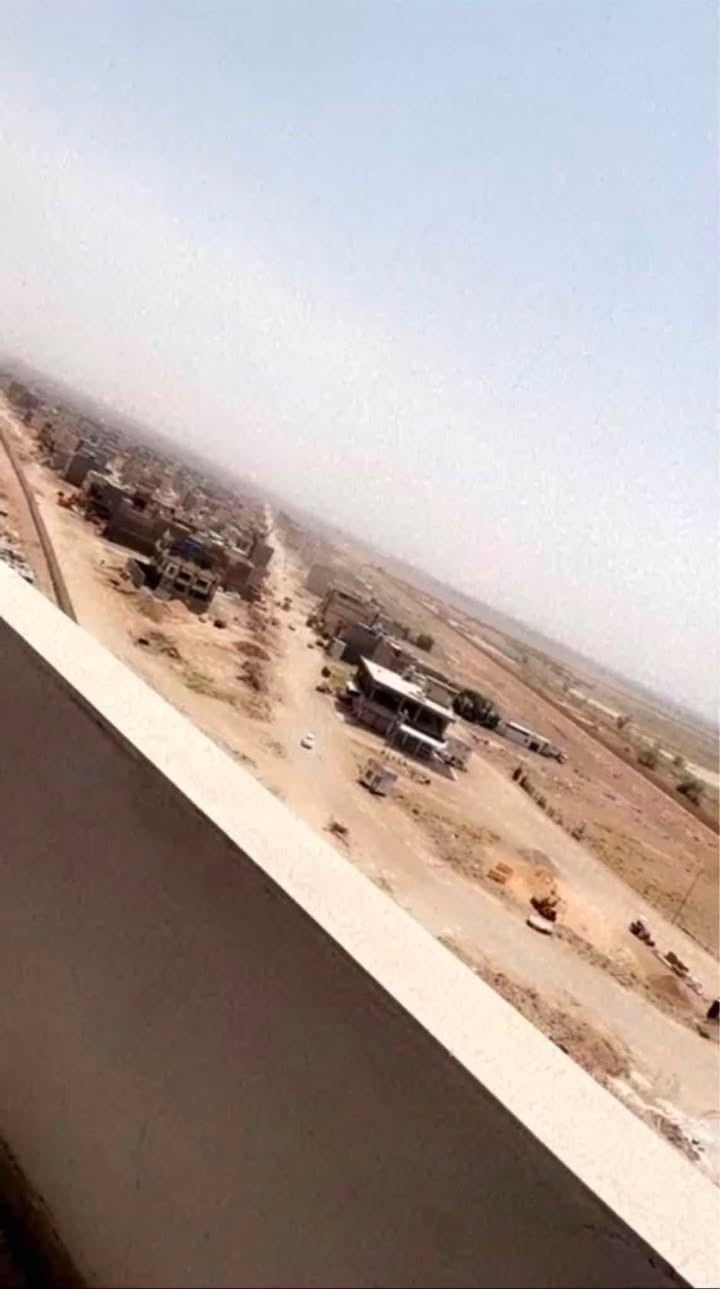 للايجار عمارة D25 طابق 9 للاستفسار ‭***********‬
