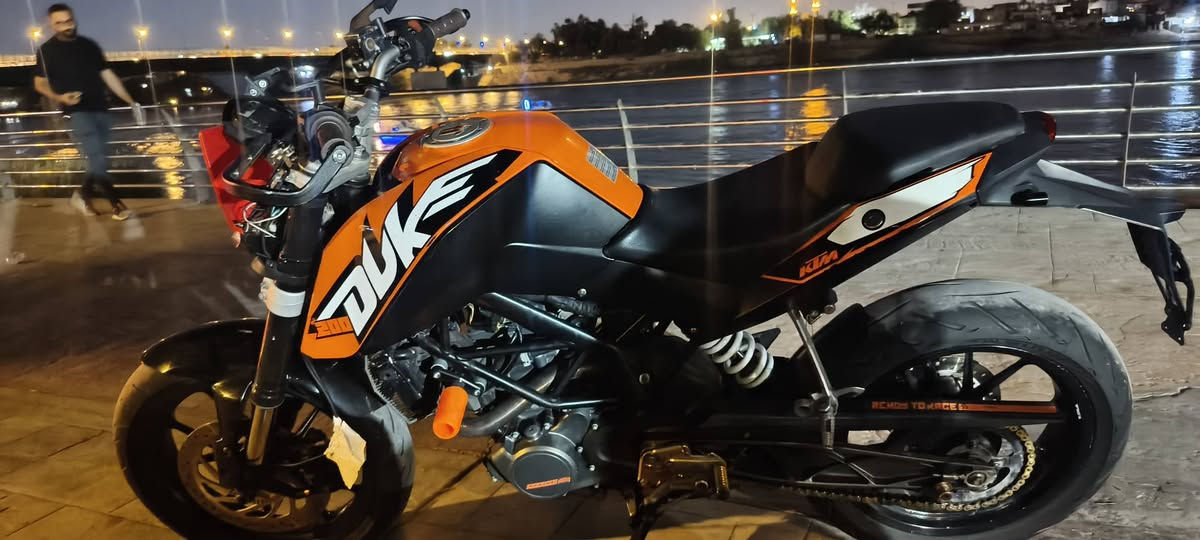 سلام عليكم
دراجة KTM 200cc
نمساوية و ارد ياباني غير مرقم 
السعر ١٧٠٠ ماشية ٣٦ الف
مكاني الكاظمية 
***********
