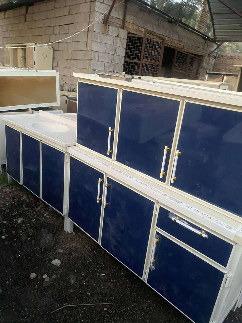 انواع الكاونترات المستخدمه وباسعار مناسبة جدآ
بيع ومراوس  

الموقع بعقوبة  /ناحية العبارة مقابل مشروع المي

رقم الهاتف /***********
