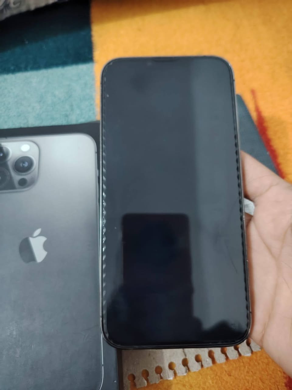 سلام عليكم أيفون 13 برو ماكس ￼ اللون مميز البحري ذاكرة 256 بطارية 89 بلادية الجهاز كله بلادي بحالة الوكالة فقط مبدل ضهر اصلي بل ليزر كفالة عامة  الفحص وين ما يعجبك كفالة عامة نظافة 100% 100 في الجهاز الجديد معنى كلمة ملحقات المكان الناصرية المركز*********** 
السعر 800وبي مجال قليل
