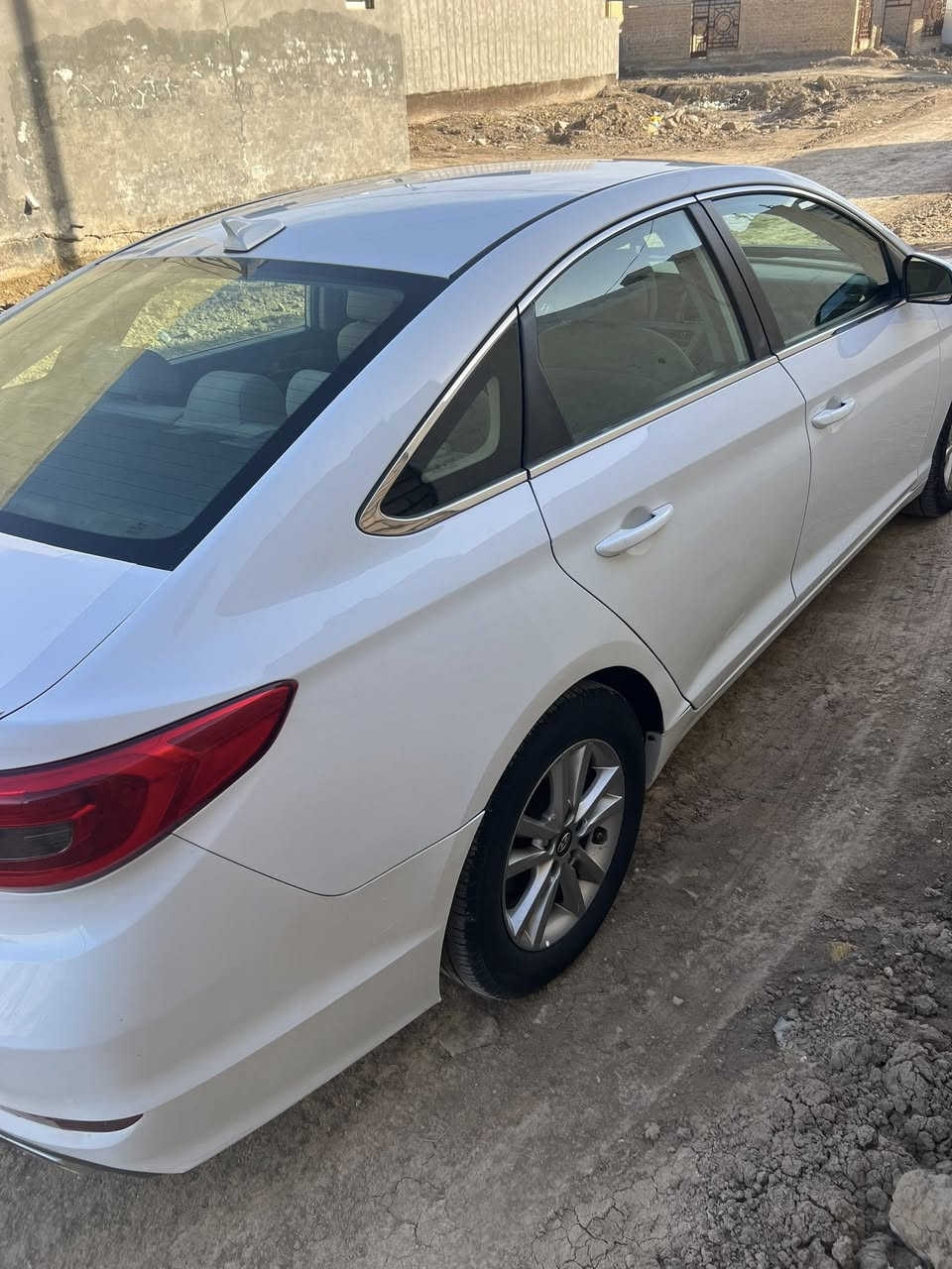 سوناتا 2016 امريكي محرك 2400 بيه جاملغ وبنيد بدون ارباك بدون داخل هزه ورقم وسنويه جديد 
السعر 115 
*********** بابل المدحتيه
