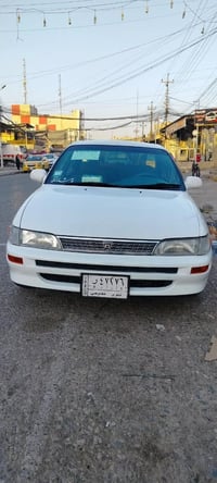 كورلا موديل١٩٩٤  تبريد شغال شرط التحويل محرك وكير شرط  مابيها صبغ بس ق...