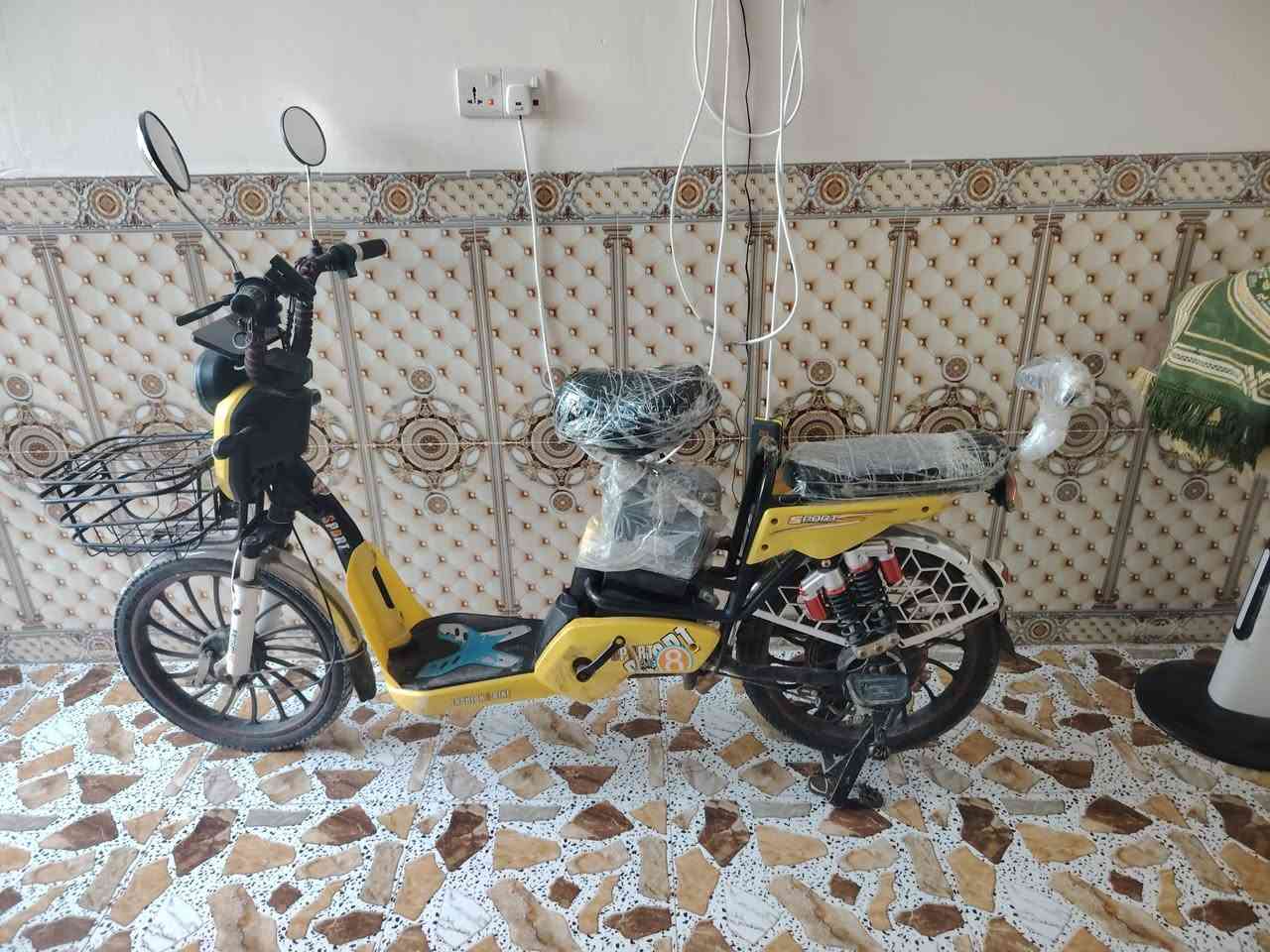 السلام عليكم بايسكل شحن اربع بطاريات جديد السعر 275 وبي مجال ***********
