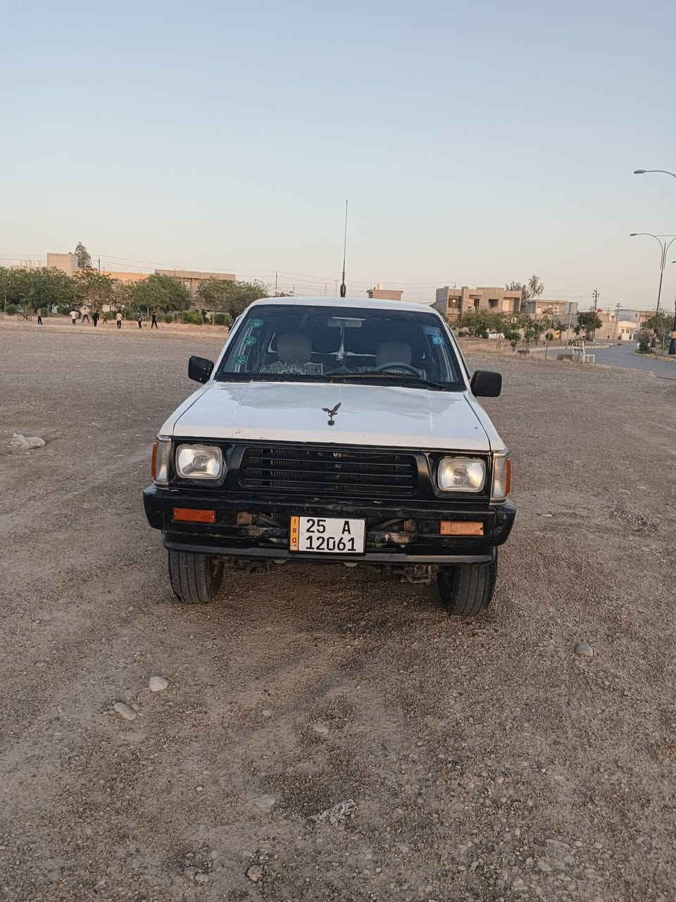 سلام عليكم اخواني عندي هاي پيكاب مسترپوشي البيع موديل 89سياره بشرط محرك گير اكسل شرط رقم كركوك بسمنه سه نه ويه 2031جديد تحول مباشر سياره مكفول معمره جديد سعره عل خاص ***********
