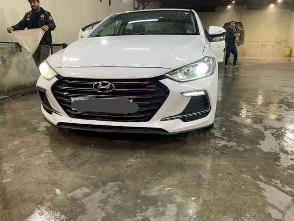 السلام عليكم النترا سوبر خليجي للبيع فقط بدون مراوس فول فتحه عدا البصمه رقم بغداد انكليزي وهزه جديدةتحويل مباشر كير محرك تبريد تمام محرك 2000 دوش  
السعر165. وبيها مجال  مكان السيارة بغداد حي الجامعة
للاستفسار ***********
