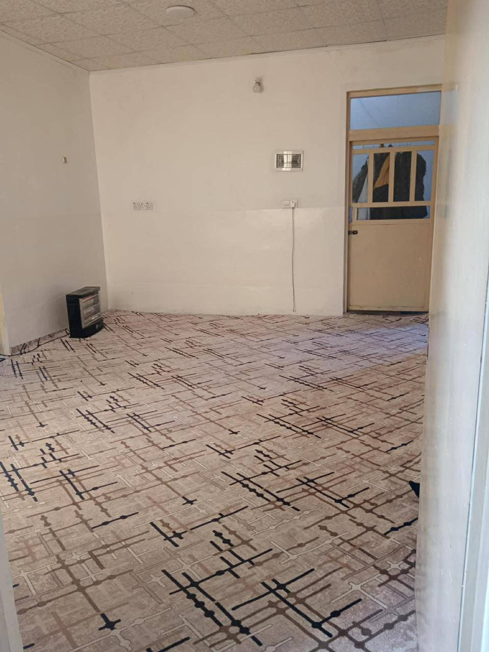 هــــــــــات هـــــــــــات هــــــــــــات 🌷

نــــرخــــیــــمــــان دابـــــــەزانـــــــــــد 🏌

ئـەم خـانـووە بــــــۆ فــــرۆشــــــتـــن لــە گـردەگـۆزینەی کەلارەوە گـەڕەکـی کـوڵەجـۆیـیەکان ڕوبەری 127م۲ لەسەر پانی دکـتـی بـۆ کـراوە نـزیک جـادەی قـیـرە🏃

نــــرخــــی 240 گــەڵا و  معامەڵە 👉👉

ز.م*********** ئـــــــــەیـــــــــوب عـــــــقـــــــــارات🙋🙋
