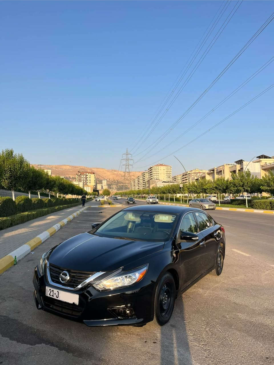 Nissan Altima 2017 S

١٤٠ کم ڕۆشتووە 

سەنەوی تا ٢٠٣٠ 

سەیارەی دەسی ماڵ بووە یەک دینار مەسرەفی تیا نیە

هایدرۆلیکی لە ئۆتۆ سێرڤس بۆ گۆڕاوە شەریکەی نیسانی تێ کراوە

بەڕادی گێڕی خلیجی لەسەرە 

تایە و ویلی تازەی لە ژێرە 

غازی تەبریدی تازە بۆ گۆڕاوە 

گێڕ و مەکینە بە شەرت دەسکاری نەکراوە 

٣ پارچەی بۆیاخە بە بێ ناو گرتن ١ دەرگاش تعدیلە 

نرخی ١٠٣ وەرەقە و معامەلە

*********** السليمانية, العراق
