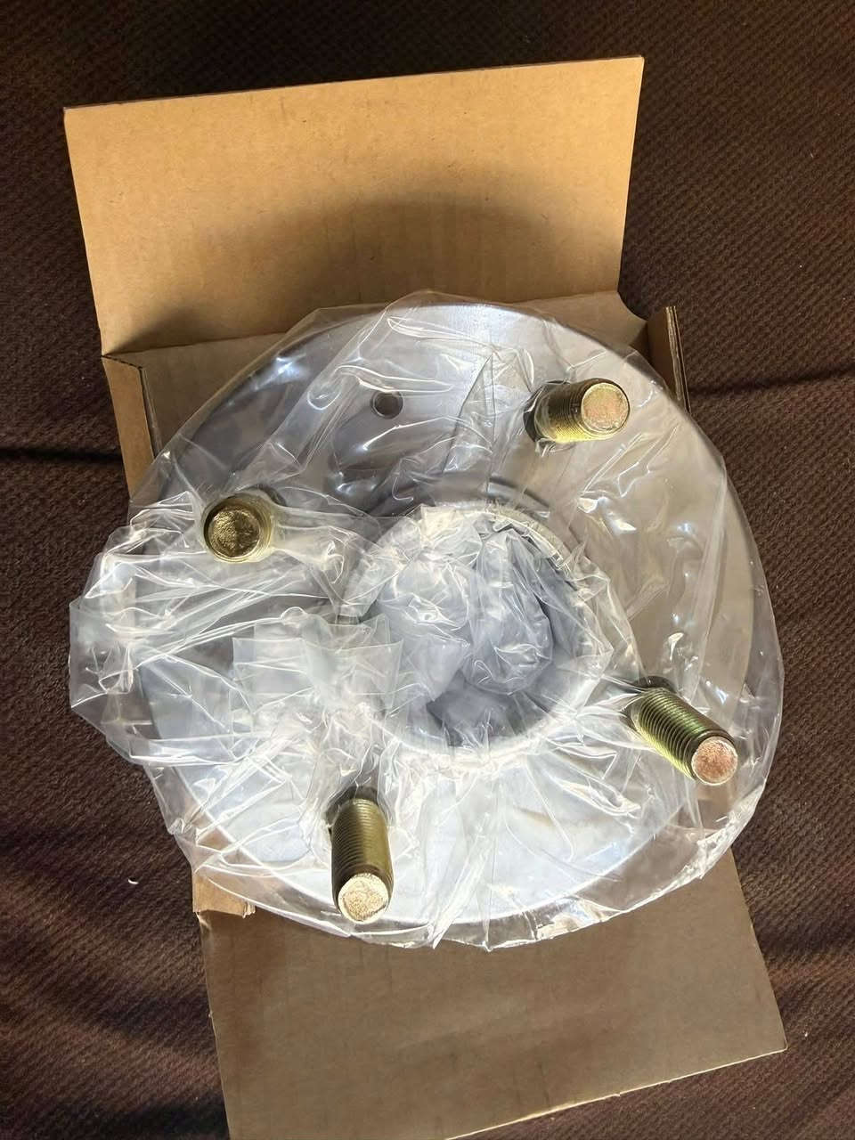 السلام وعليكم داينمو فيرنه تفصيخ جديده البيع وبوبرن خلفي جديد ولايت فيرنه زنون  البيع  وسلف فيرنه البيع كلهن اريدهن ١٥٠ الف قفل بغداد الامين ٢ ‎0777 218 2700
