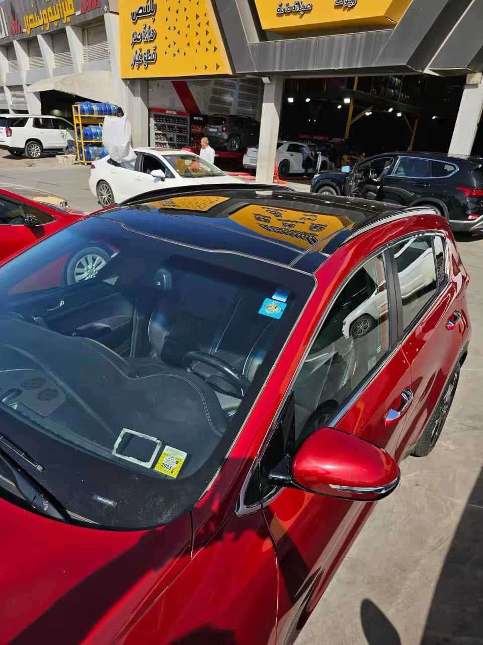 كيا سبورتج 2022 فول مواصفات SX رقم بغداد باسمي حادثها موضح بالصور بيها صفحة صبغ ايرباك فقط بردة السيارة مناقصها اي شي مكاني بغداد المنصور للاستفسار 
***********
***********
