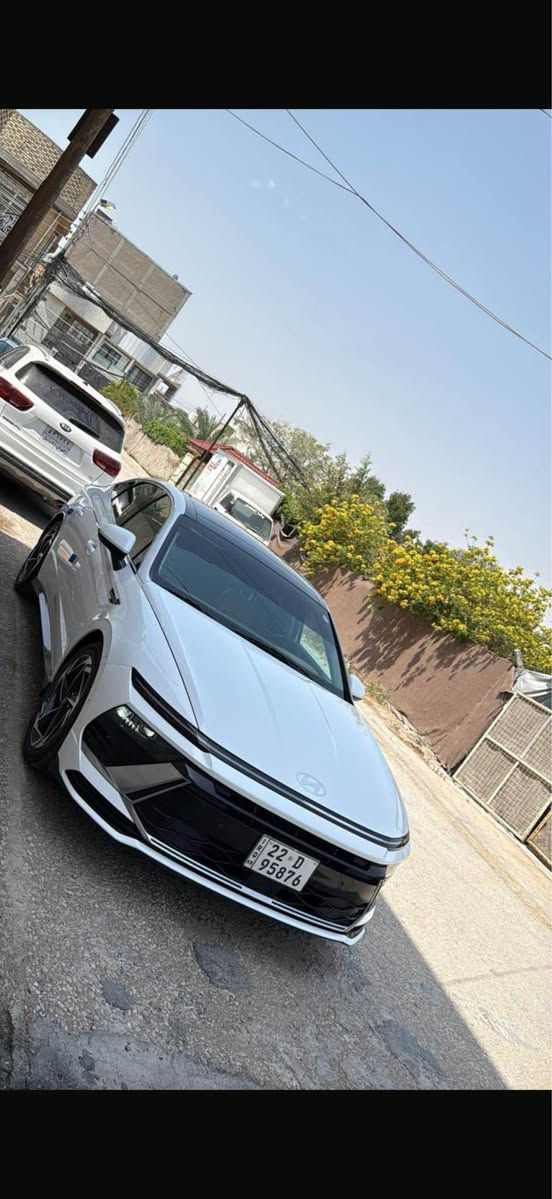 سوناتا فول 1/1 مديل 2024
ماشيه 54 الف 
بنرامه 
سياره صار بيها دحجه بدلة الباب الخلفي وشويه صبغ بل جاملغ الخلفي 
سعر 208 وبيها مجال *********** النجف, العراق
