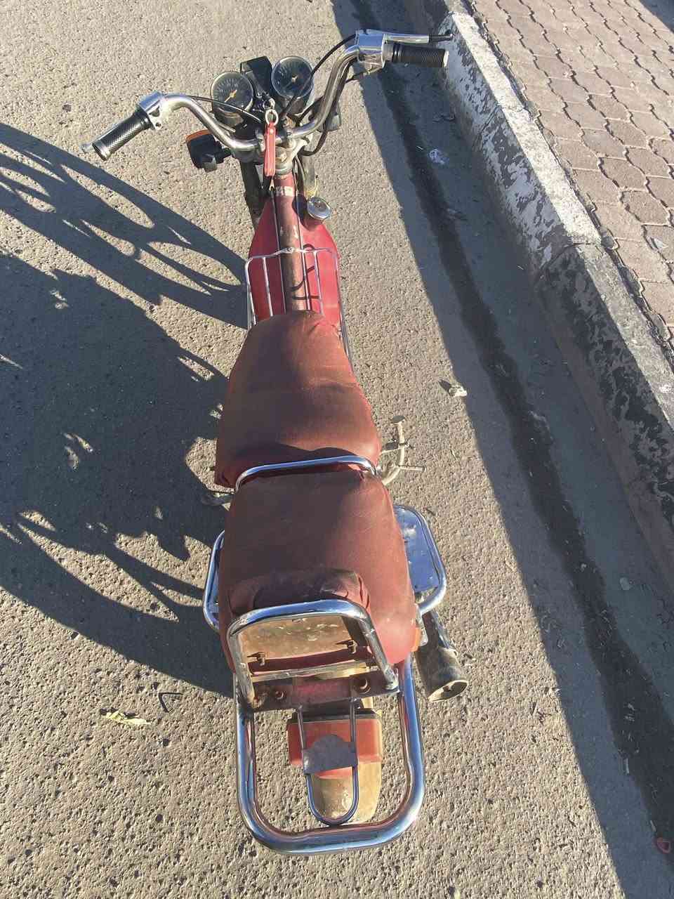 🔥 للبيع دراجة مرتبة وجاهزة 🔥
دراجة شغالة 100%، استخدام يومي وما تشتكي من شي  
محرك قوي وصوتها طيب 👍  
صرفها قليل ومناسبة للمشاوير  

✔️ جاهزة تمشي بدون تصليح  
✔️ اقتصادية بالبنزين  
✔️ شكلها حلو ومريحة  

💰 السعر: 300 ألف قابل للتفاوض للجاد  

📍 الموقع: (البصره)  
📞 للاستفسار ***********  

سبب البيع: التبد
