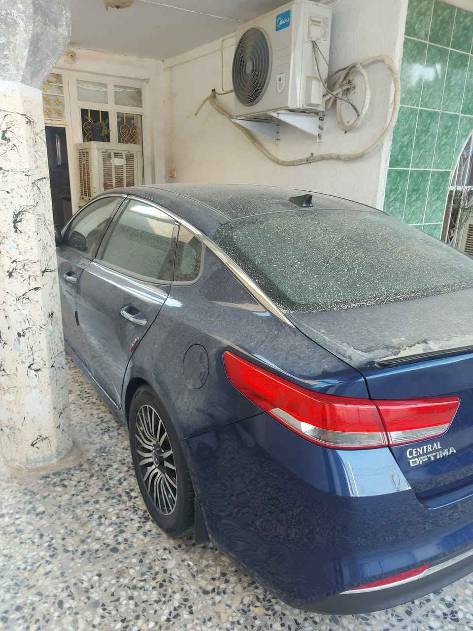 سلام عليكم البيع السياره جديده وجاهزه من كلشي مابيه نقص حادث السيارة جاملغ وبنيد فقط موديل 17  معروض 125وبيه مجال بصيط مكان السياره جباله رقم الهاتف ***********
