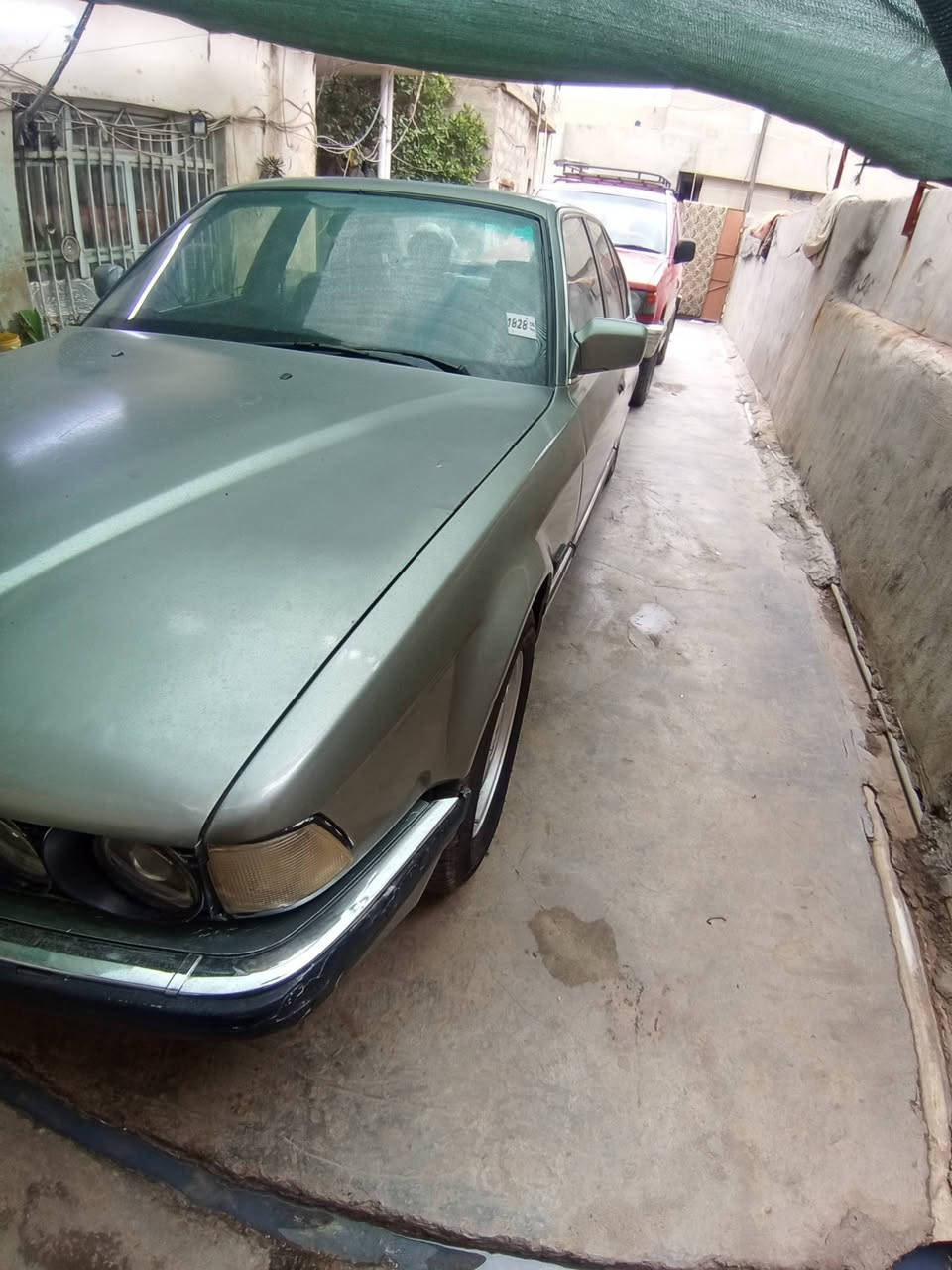 بي ام 735
رقم نينوى انكليزي سنويه 30 
فول مواصفات سعر 39
***********
