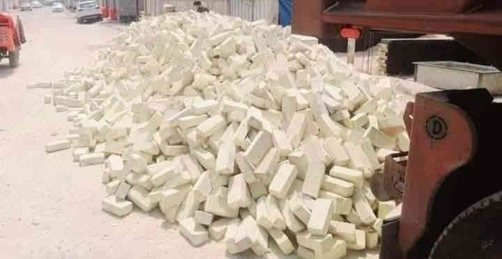 سلام عليكم يوجد طابوك درجه والئ وكسر شرط طابوك وتليثي. توصيل جميع القضيه ونواحي العماره القلعه المجر التصال ***********
