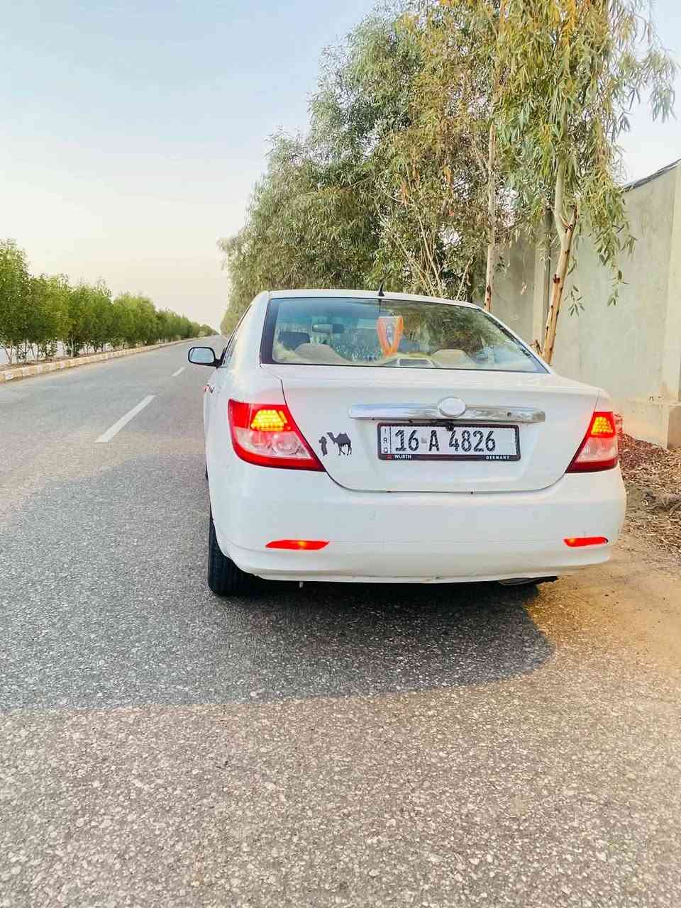 وينه الي يدور نضيف

سلام عليكم سياره مديل 11 BYD f3
رقم قادسيه مشروع وطن 
مكينه مسيبوشي ياباني بلادي
سياره خير من الله كير مكينه كفاله 
تخم تاير 
حداديه  جديده
كهربائيات كلها شغاله 
تدفئه شغاله تبريد نقص كمبريسر
سياره بيها باردات مصلحه ومضبوغه حزام 
مكفولة من الضربه القويه وشواصي كفاله 
دواخل دوشمه شاشه جديده 
سياره شرط مداور
راعيها جاري ويريد مداور

عنواني نجف مقابل قرية الغدير شارع الصب 
سعر 45وبيها مجال شراي خابر ودلل
***********
