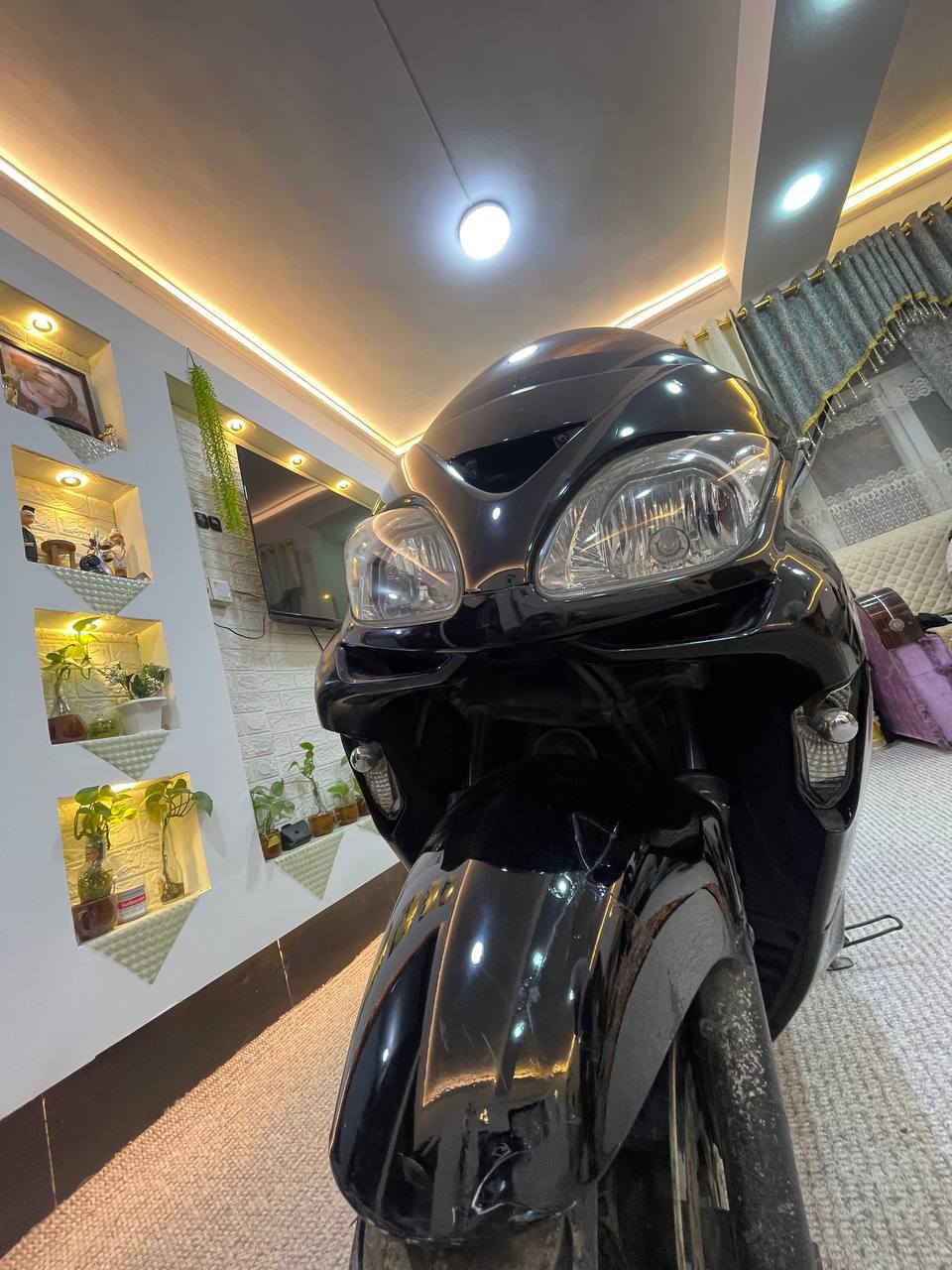 فورزا 08 بلاديه محرك وكير شغال6 نمر 3 تحويلات تخم تاير. كفرات كله بلادي دراجة ماشيية 28 الف  مكاني ديالى كنعان 
هــ ***********
